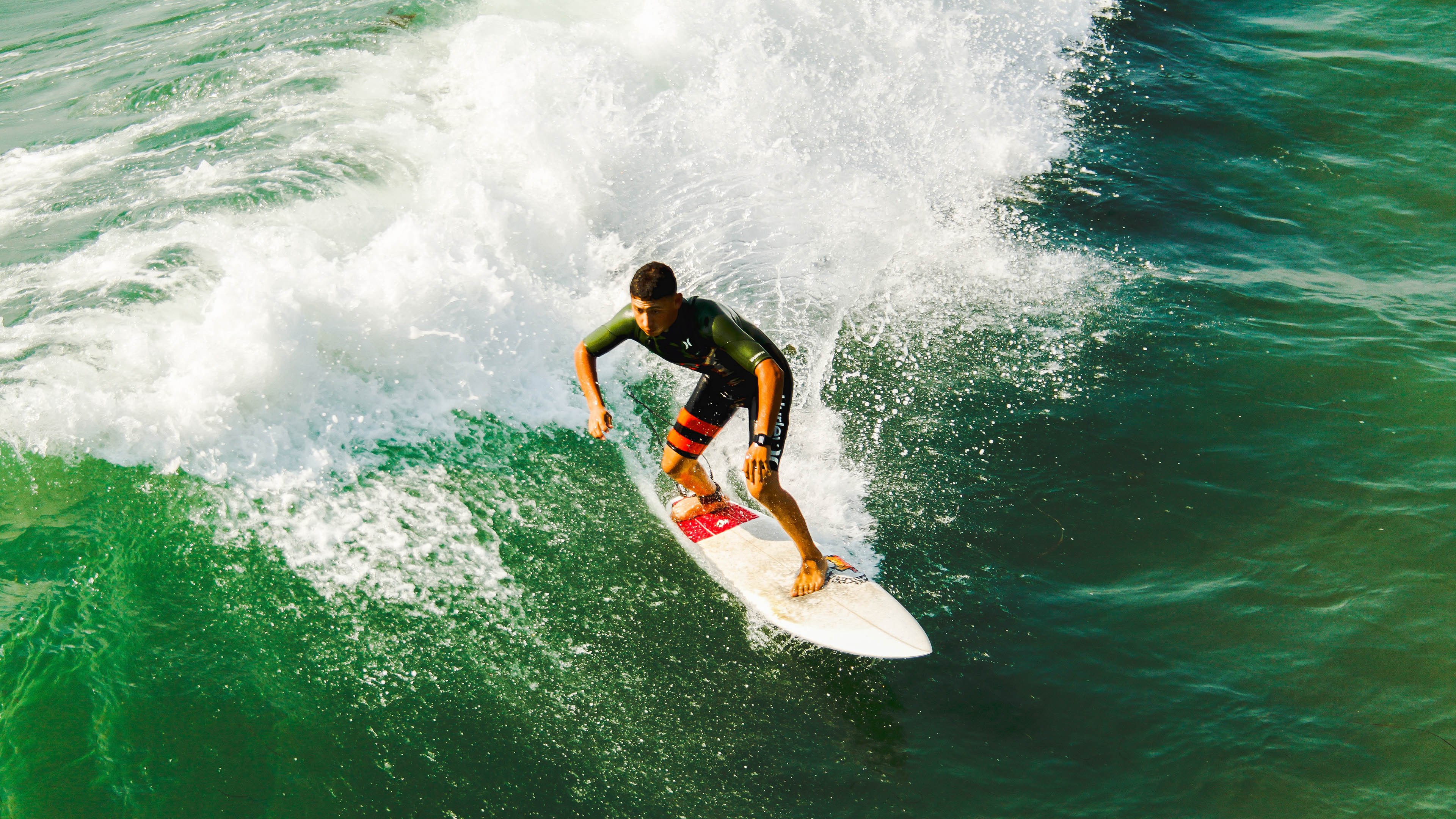 亚特兰大掀翻丹麦童话,莱奥关键一击改写欧战格局