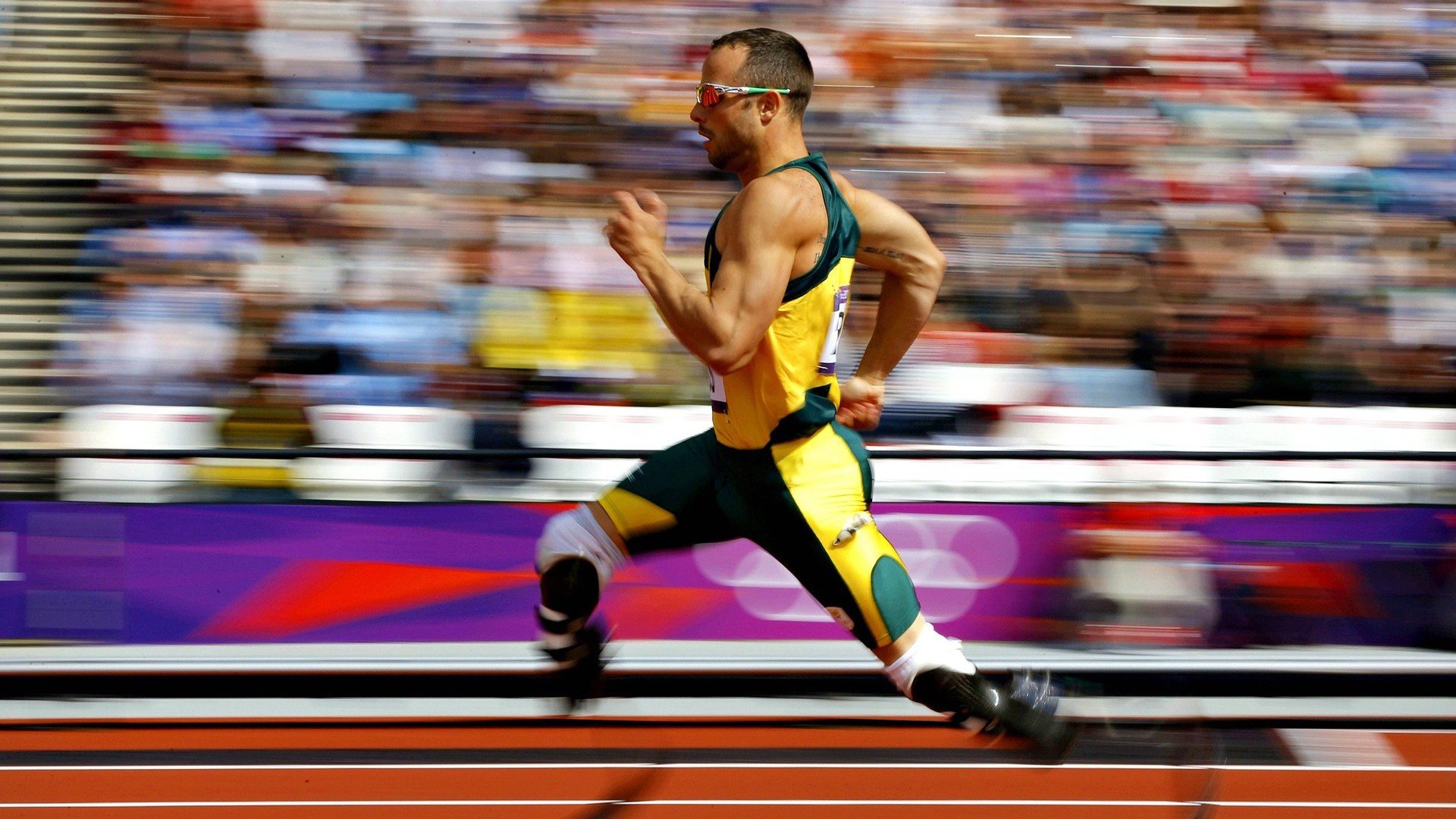 字母哥狂砍50+率雄鹿大胜，辽宁男篮力克火箭展亚洲力量