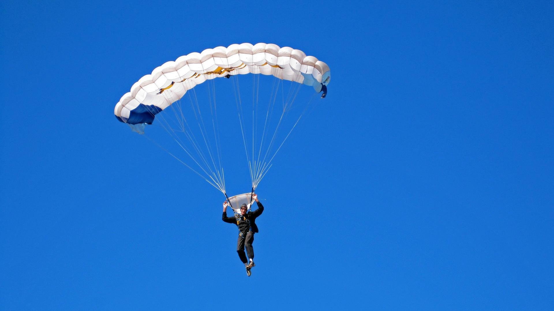 王皓统治全场，法国队绝杀奥地利，一场战术与意志的完美交响